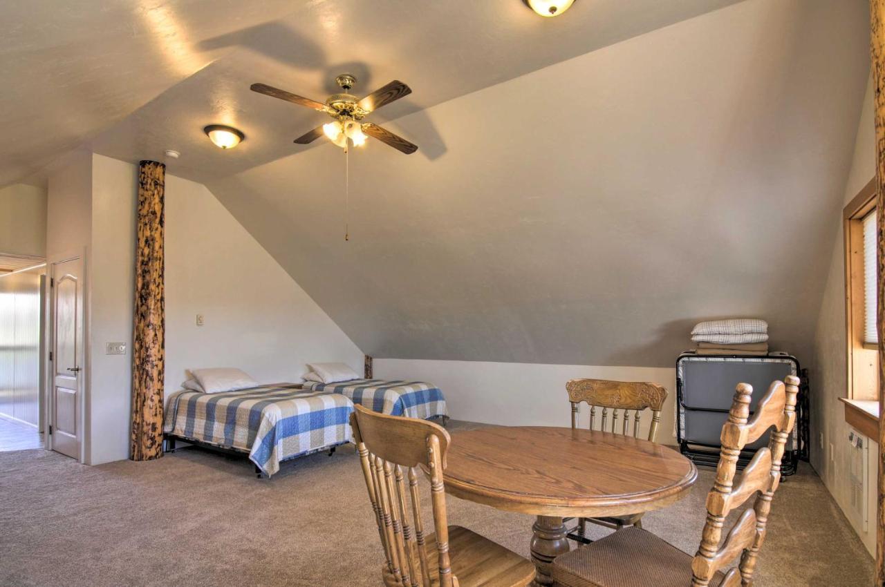 Cozy Henrieville Cabin 18 Mi To Bryce Canyon Np! Exterior foto