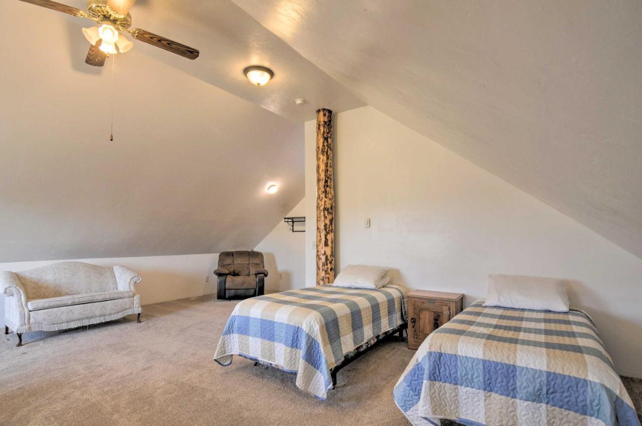Cozy Henrieville Cabin 18 Mi To Bryce Canyon Np! Exterior foto